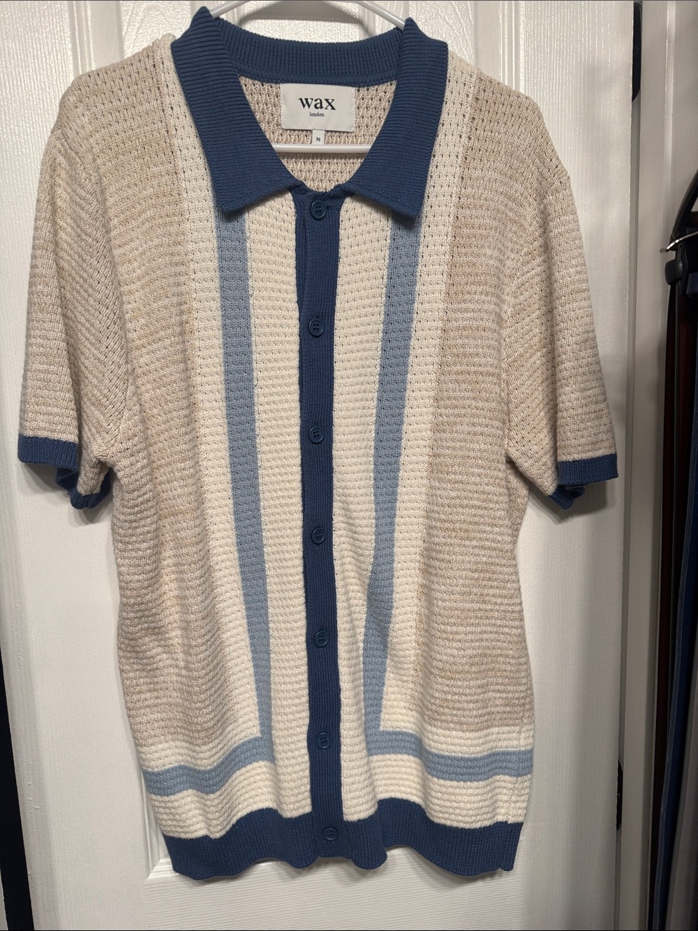 Wax Short-Sleeve Knit Polo Shirt in Cream and Blue